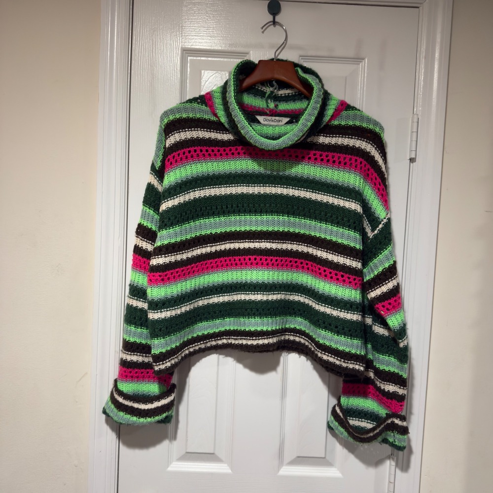 Davi & Dani Striped Chunky Knit Cropped‎ Sweater Women's M Turtleneck